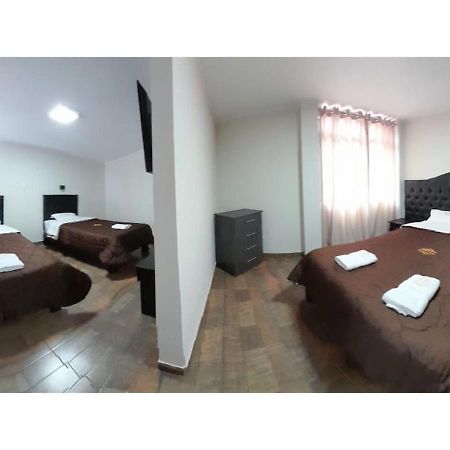 Ronald Hotel Churin Bagian luar foto