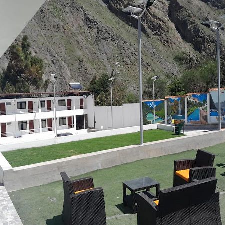 Ronald Hotel Churin Bagian luar foto