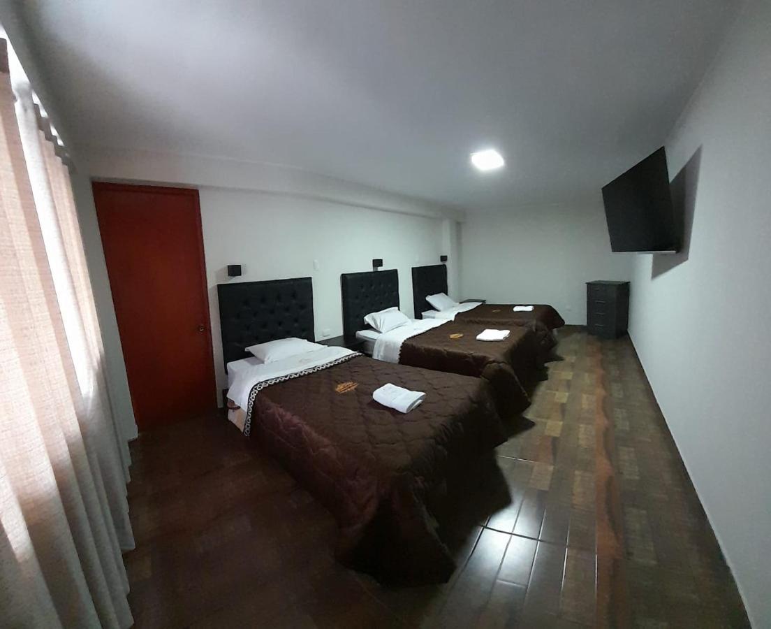 Ronald Hotel Churin Bagian luar foto