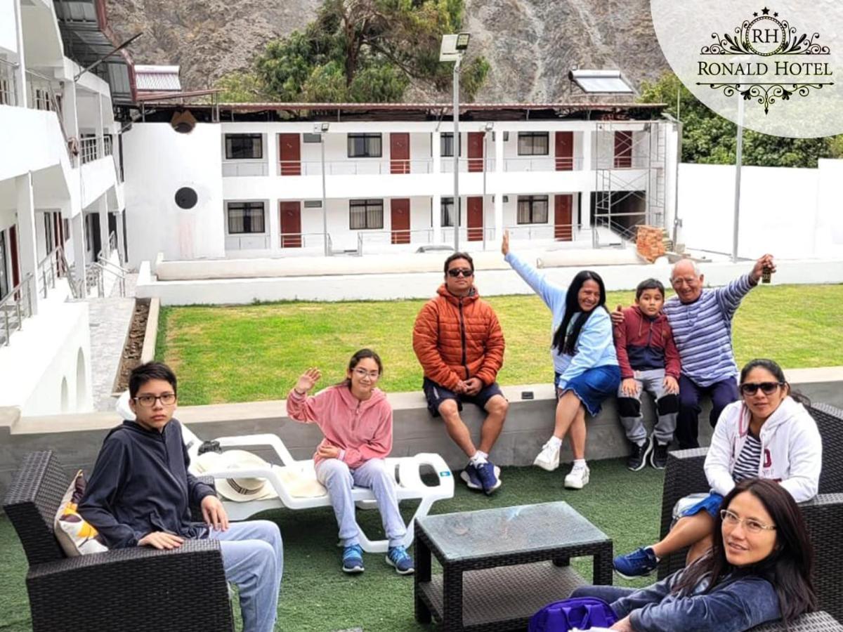 Ronald Hotel Churin Bagian luar foto